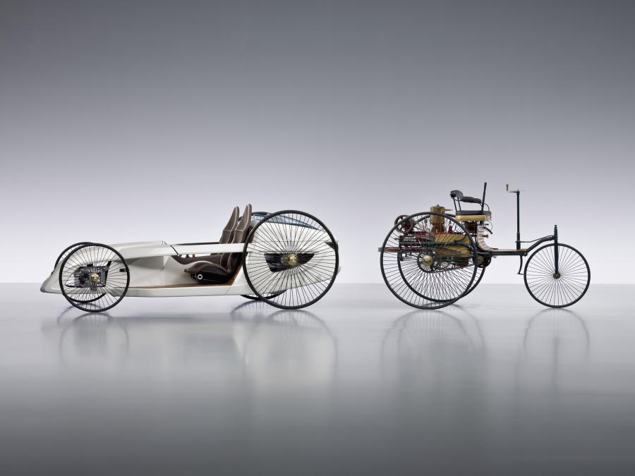  Mercedes-Benz F-Cell Roadster Concept 2009 года  (фото 12 из 23)